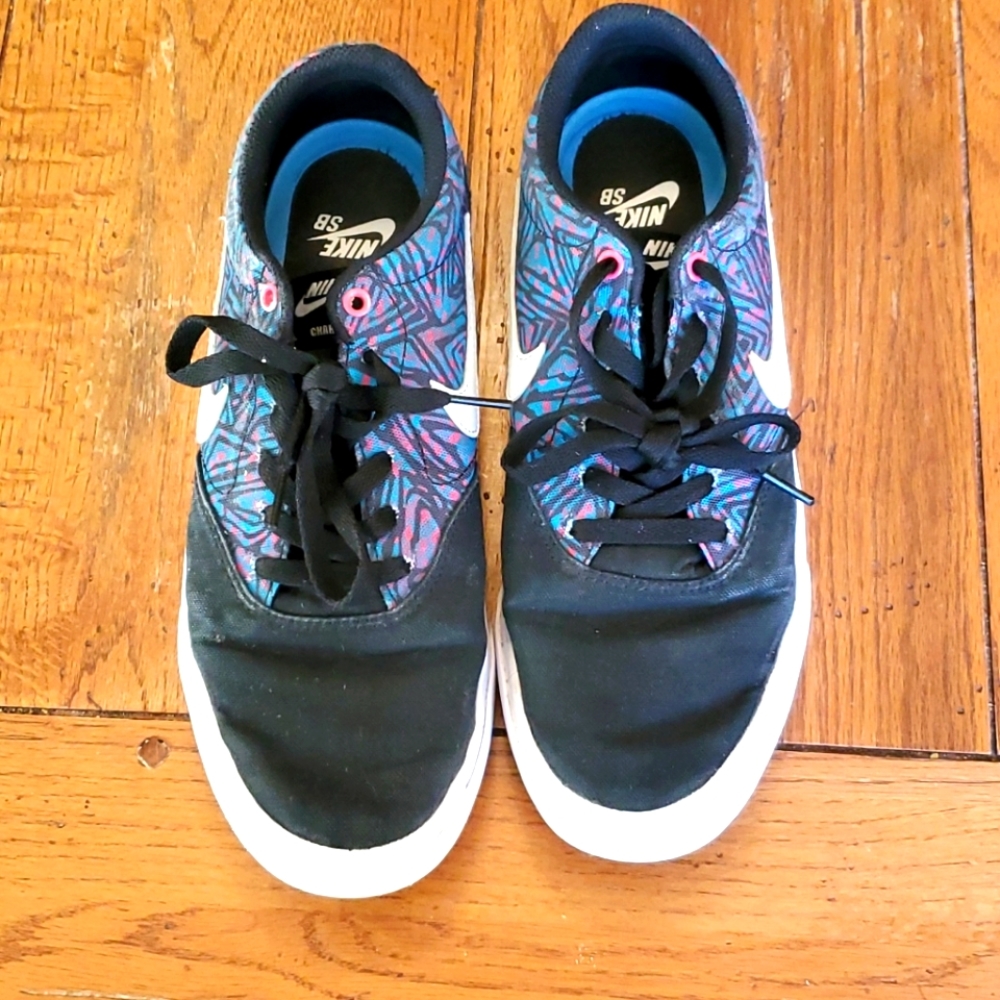 Nike shoes